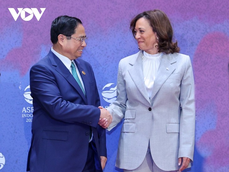 Pham Minh Chinh rencontre Kamala Harris - ảnh 1