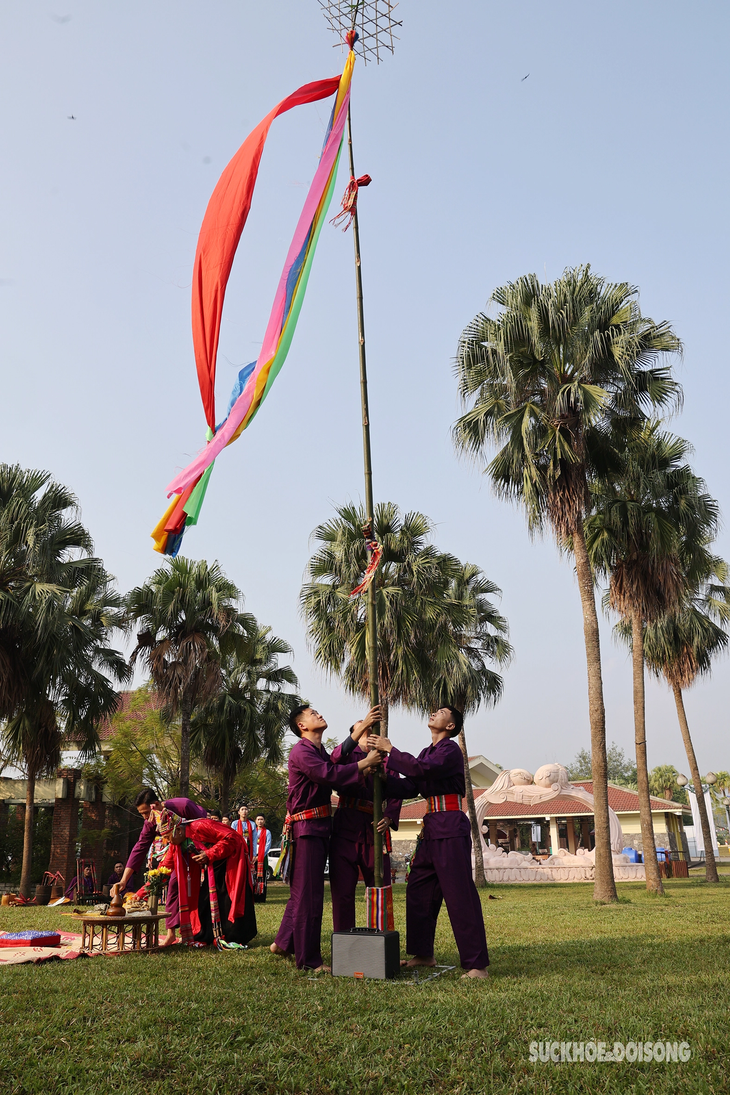 La perche rituelle des Muong de Thanh Hoa - ảnh 2