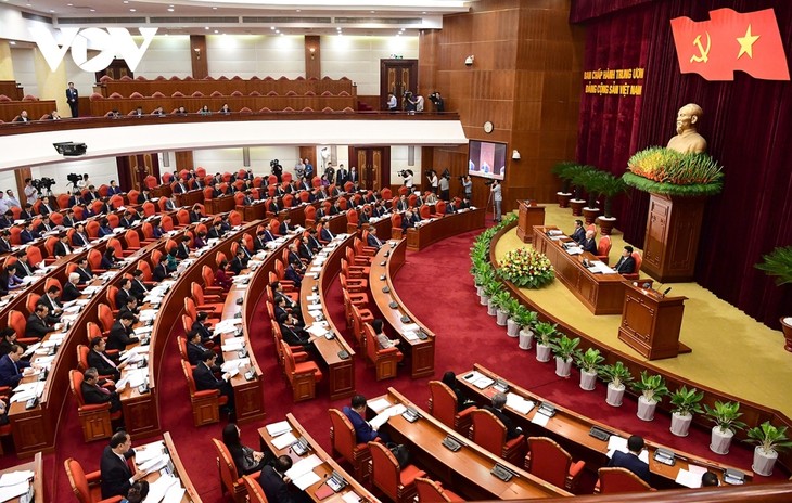 Deuxième journée de travail du neuvième plénum du Comité central du Parti - ảnh 1