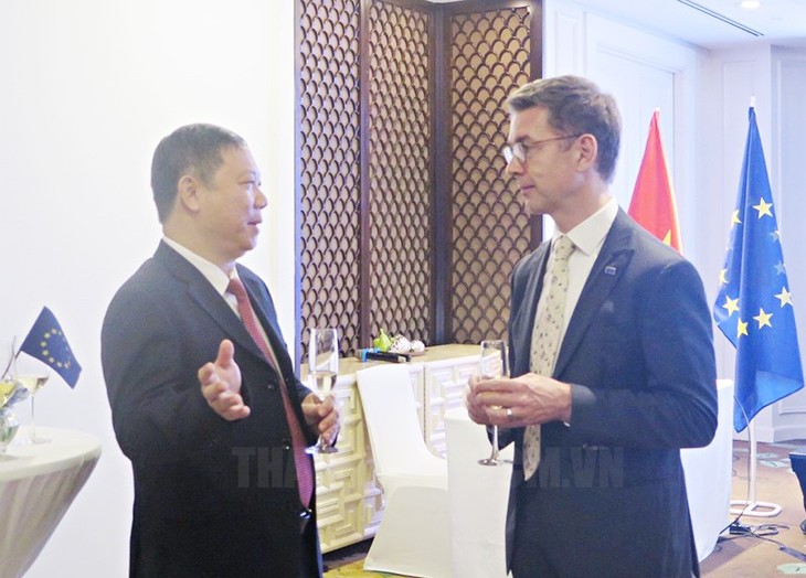 Investissement et développement: Hô Chi Minh-ville salue l’engagement européen - ảnh 1