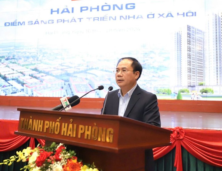 Colloque “Hai Phong, un exemple à suivre dans le développement des logements sociaux” - ảnh 2