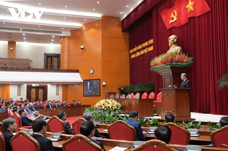 Clôture du plénum du Comité central du Parti communiste vietnamien - ảnh 1