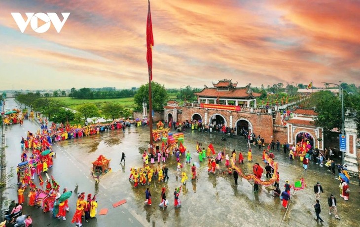 Coup d’envoi de la fête du temple Trân à Thai Binh - ảnh 1