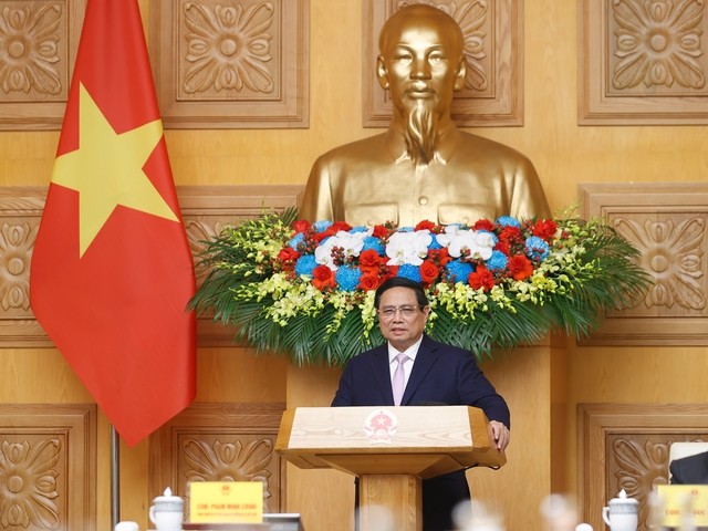 Discussion entre Pham Minh Chinh et des entreprises chinoises - ảnh 1