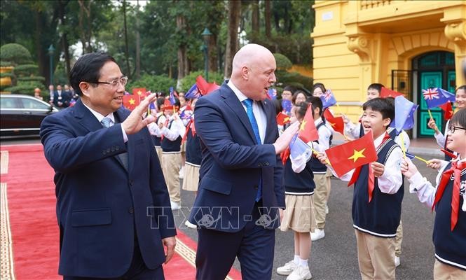 Christophe Luxon termine avec succès sa visite au Vietnam - ảnh 1