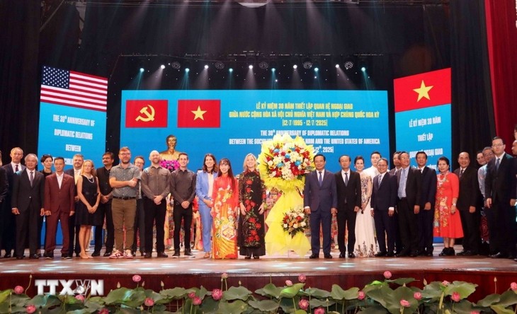 Hô Chi Minh-Ville célèbre trente ans de relations diplomatiques Vietnam – États-Unis - ảnh 1