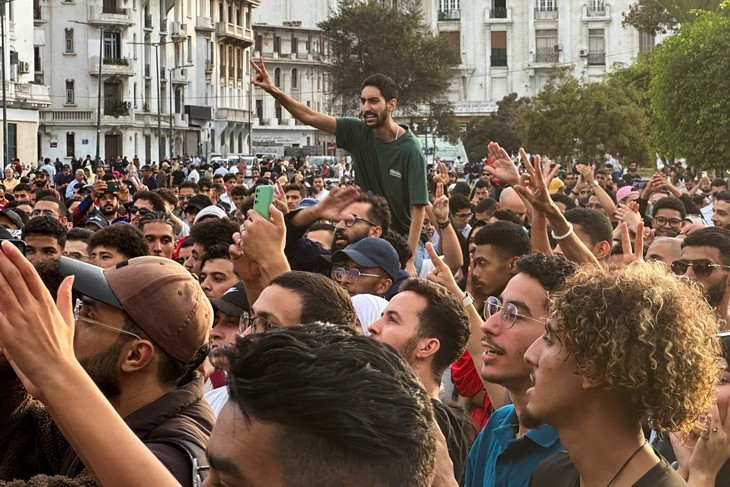 Au Maroc, les manifestations de la Génération Z dégénèrent: deux morts et des centaines de blessés - ảnh 1