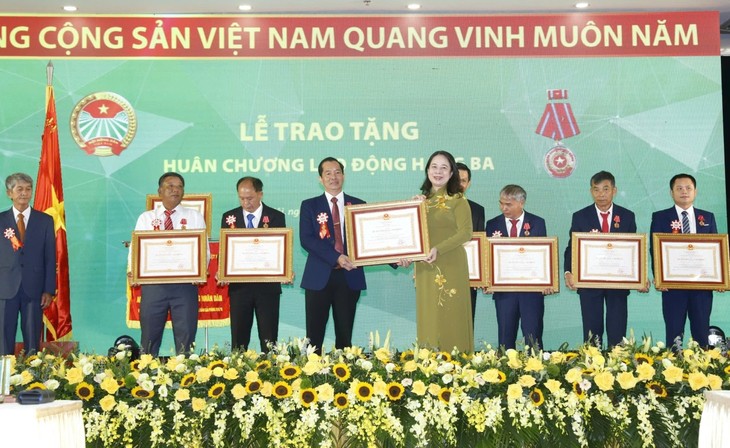 6ᵉ Congrès d’émulation patriotique de l’Association des paysans du Vietnam - ảnh 2