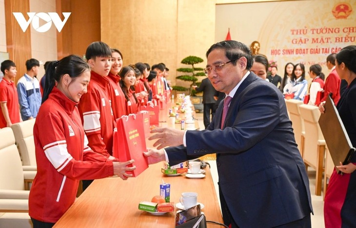 Le Premier ministre veut valoriser les jeunes talents vietnamiens - ảnh 2
