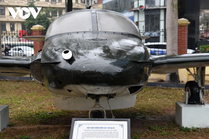 Những hiện vật gắn với trận ném bom sân bay Tân Sơn Nhất của phi đội Quyết Thắng - ảnh 2