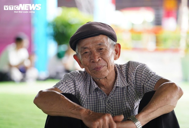 Hàng vạn người xếp hàng chiêm bái xá lợi Phật, nhiều người vượt 1.700km - ảnh 8