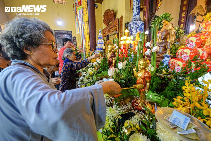 Ngôi chùa hơn 500 năm tuổi ở Hà Nội trước giờ cung nghinh xá lợi Đức Phật - ảnh 13