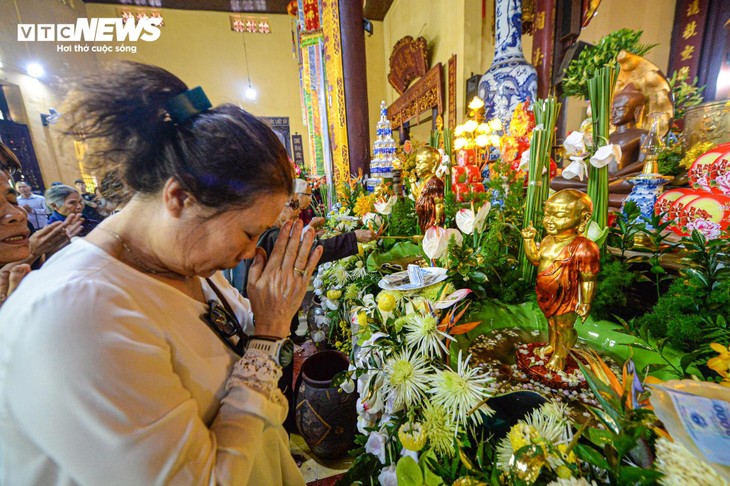 Ngôi chùa hơn 500 năm tuổi ở Hà Nội trước giờ cung nghinh xá lợi Đức Phật - ảnh 14