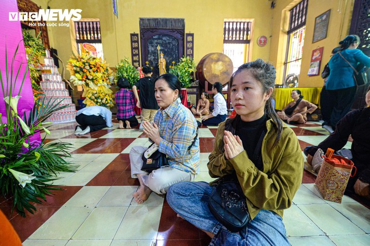 Ngôi chùa hơn 500 năm tuổi ở Hà Nội trước giờ cung nghinh xá lợi Đức Phật - ảnh 16