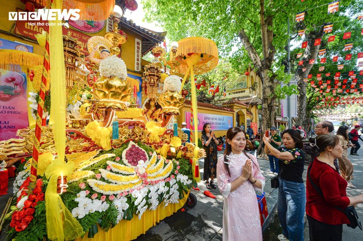 Ngôi chùa hơn 500 năm tuổi ở Hà Nội trước giờ cung nghinh xá lợi Đức Phật - ảnh 3