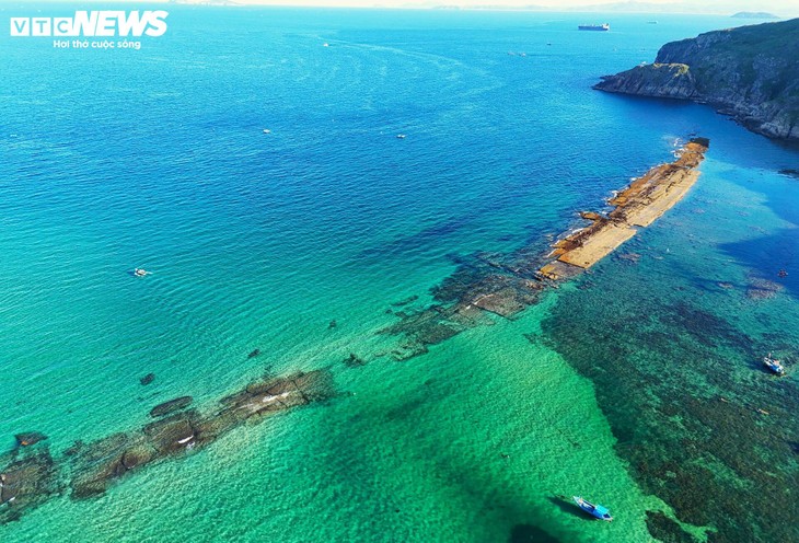 Cận cảnh con đường đi bộ xuyên biển