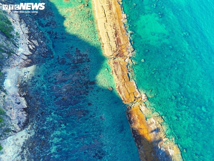 Cận cảnh con đường đi bộ xuyên biển