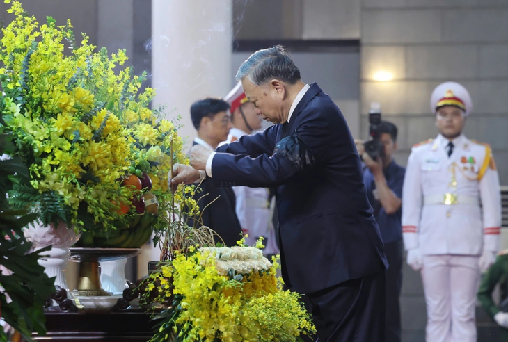 Cử hành trọng thể Lễ viếng nguyên Chủ tịch nước Trần Đức Lương - ảnh 5