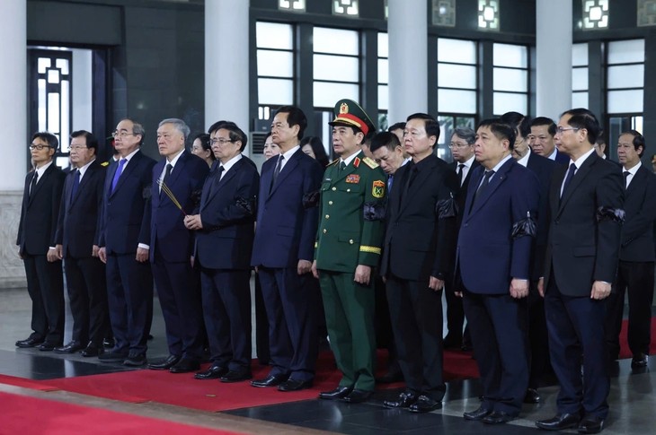 Cử hành trọng thể Lễ viếng nguyên Chủ tịch nước Trần Đức Lương - ảnh 14