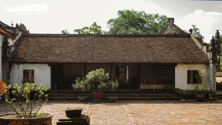 Chiêm ngưỡng ngôi chùa cổ vùng Kinh Bắc có vườn tháp lớn nhất Việt Nam - ảnh 2