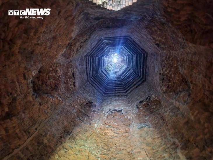 Tháp Chăm nghìn năm tuổi có kiến trúc độc nhất vô nhị ở Quảng Nam - ảnh 9