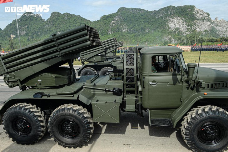 Tên lửa, xe chiến đấu 'Made in Vietnam' phô diễn sức mạnh tại buổi hợp luyện A80 - ảnh 14