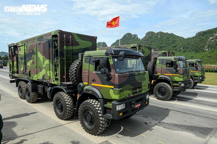 Tên lửa, xe chiến đấu 'Made in Vietnam' phô diễn sức mạnh tại buổi hợp luyện A80 - ảnh 17