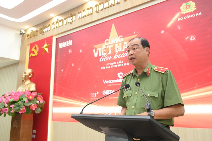 34 tỉnh, thành phố tham gia hoạt động đi bộ “Cùng Việt Nam tiến bước” - ảnh 4