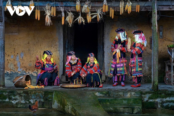 Hà Giang: Bản tình ca trên đá và những mùa xuân không tuổi - ảnh 5