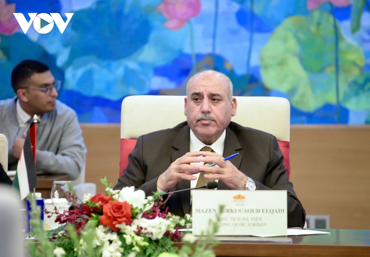 Chủ tịch Quốc hội chủ trì lễ đón và hội đàm với Chủ tịch Hạ viện Jordan - ảnh 7