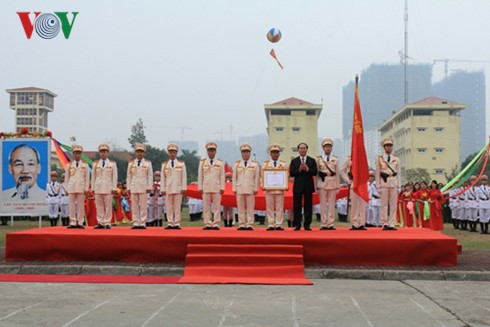 Chủ tịch nước Trần Đại Quang dự lễ kỷ niệm 20 năm Ngày thành lập Tiểu đoàn Cảnh sát đặc nhiệm số 1 - ảnh 3