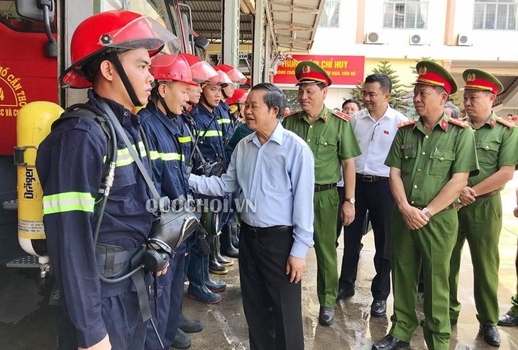 Phó Chủ tịch Quốc hội Đỗ Bá Tỵ giám sát thực hiện pháp luật về phòng cháy, chữa cháy - ảnh 1