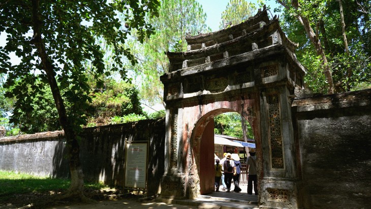 Lăng vua Minh Mạng - không gian mang đậm triết lí Nho giáo - ảnh 1