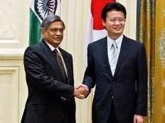 India dan Jepang melakukan dialog ekonomi dan strategi. - ảnh 1