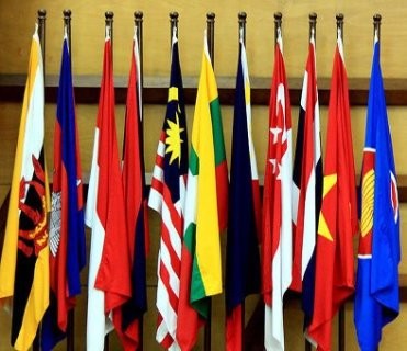 ASEAN- 45 tahun mengarah ke target pembangunan Komunitas - ảnh 2