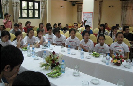 Vietnam menyambut Hari Internasional  demi anak-anak perempuan (11 Oktober) - ảnh 1