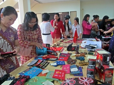 Pertemuan  budaya  dan kuliner tradisional antar-bangsa ASEAN - ảnh 7