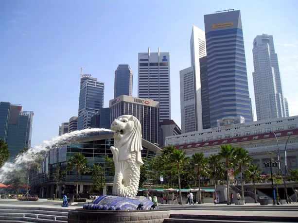 Pameran “ Menguak rahasia di Singapura- Warna warisan “ di kota Hanoi-Vietnam. - ảnh 2