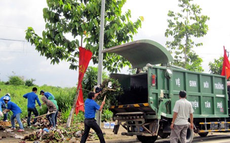  Kegiatan - kegiatan menyambut  Bulan pemuda 2013 - ảnh 1