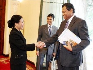 Melakukan konsultasi politik Vietnam-Sri Lanka - ảnh 1