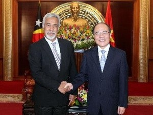 Ketua MN Vietnam  Nguyen Sinh Hung menerima PM Republik Timor Leste - ảnh 1