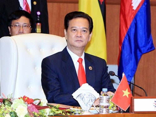 PM Nguyen Tan Dung menghadiri Konferensi Tingkat Tinggi ASEAN-23 - ảnh 1