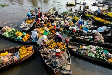 Penjelasan tentang pasar terapung di Vietnam - ảnh 2