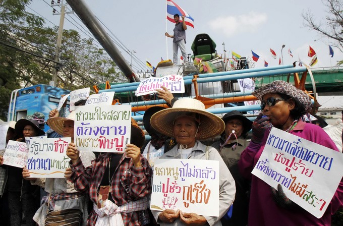 Jalan keluar mana untuk gelanggang politik Thailand - ảnh 1