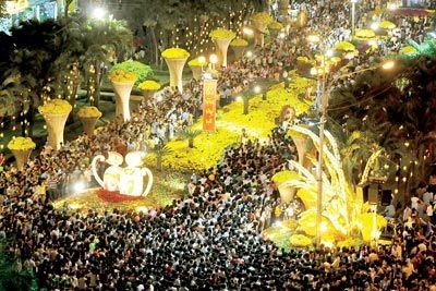 Kota Ho Chi Minh memperingati ultah ke-10 Festival Pariwisata - ảnh 1