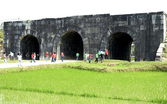 Propinsi Thanh Hoa melakukan konektivitas untuk mengembangkan produk wisata - ảnh 1