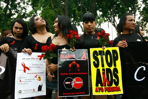 Dunia internasional sedang menuju ke satu dunia tanpa AIDS - ảnh 1