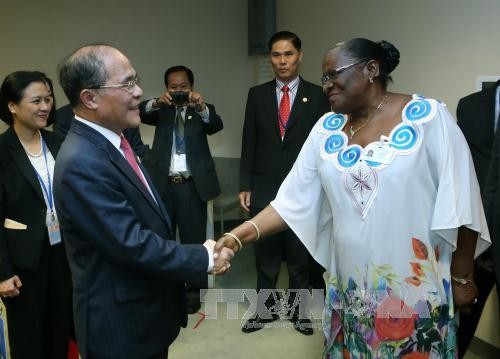 Target-target perkembangan yang berkesinambungan dari Vietnam merupakan pelajaran yang bernilai bagi - ảnh 1