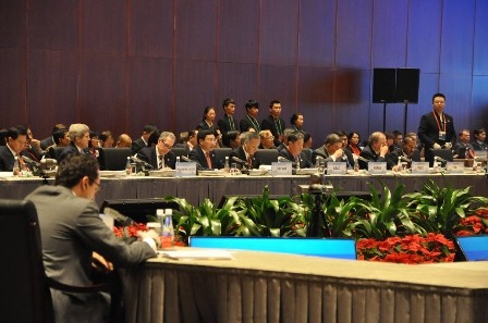 Komite Nasional APEC 2017 melakukan sidang pleno ke-2 - ảnh 1