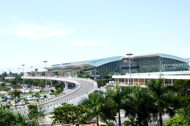 Meresmikan proyek “Membangun stasiun Internasional - Bandara Internasional Da Nang” - ảnh 1